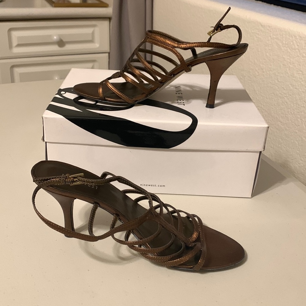 Bronze strappy heel